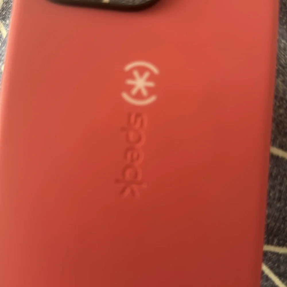 Speck IPhone 14pro max phone case like new